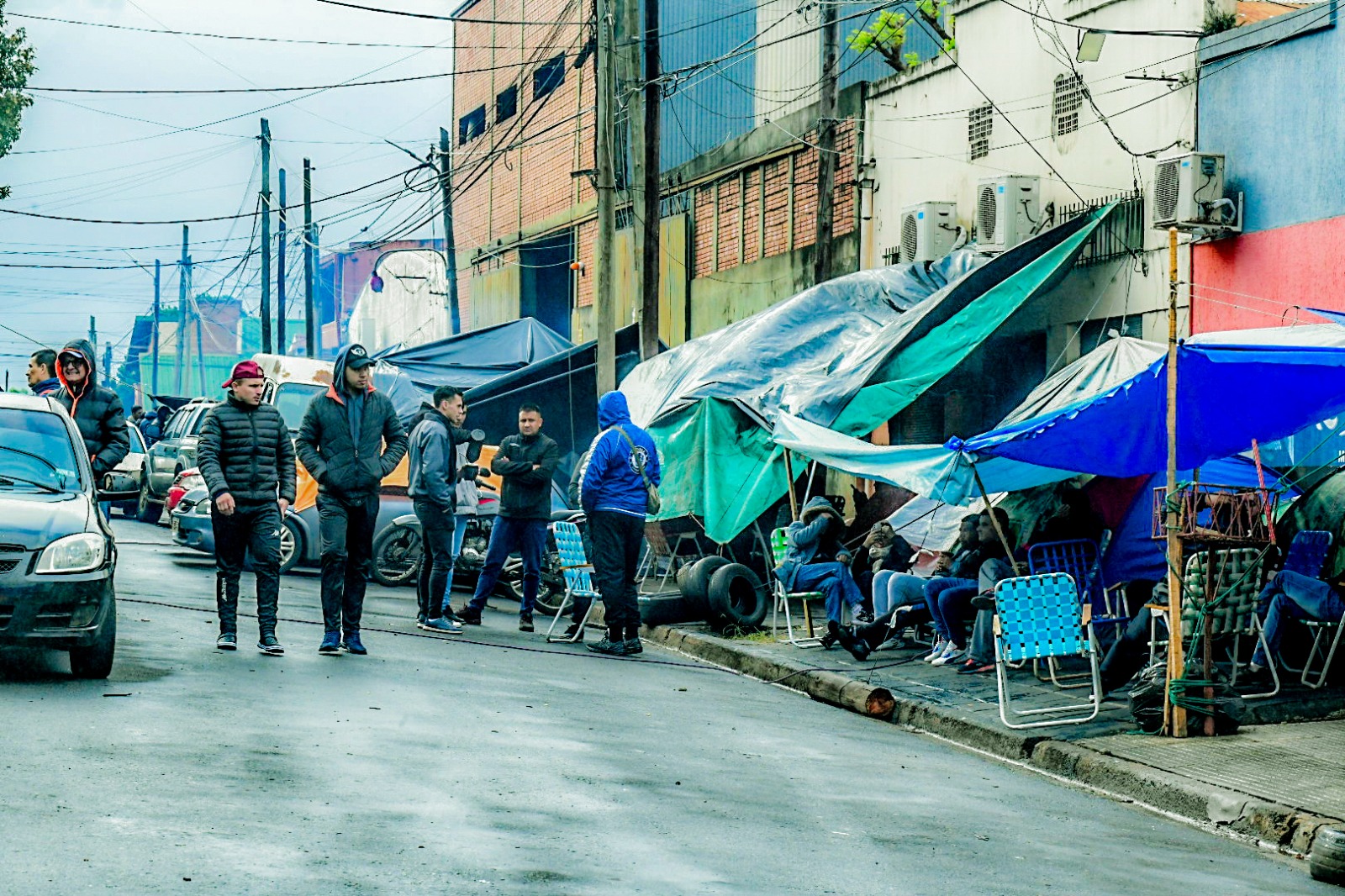 Acampe Policial Medios Nacionales Reflejan La Denuncia Por Abuso Sexual