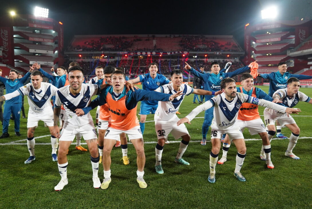 Vélez eliminó a San Lorenzo en una noche vibrante y se metió en cuartos de Copa Argentina - Canal Doce Misiones