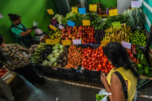 Frutas y hortalizas, las opciones más elegidas en las ferias francas para este fin de año imagen-3