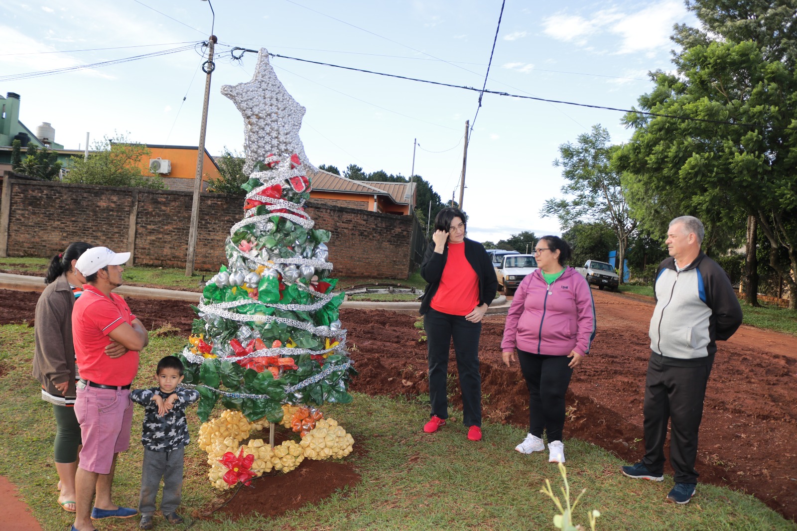 Oberá celebró la magia navideña con el encendido del árbol en el Centro Cívico imagen-21