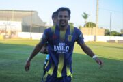 Mitre se quedó con el clásico y avanzó a semis del Regional Amateur imagen-4